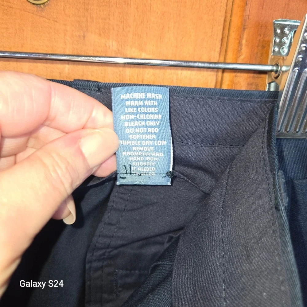 Jos A Bank Mens Dark Navy Stays Cool Dress Pants Size‎ 40x30 Pleated